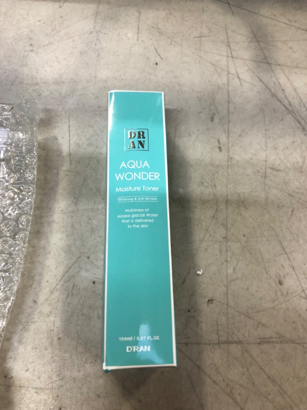 Photo 2 of Aqua Wonder Moisture Toner
