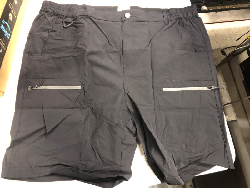 Photo 1 of cargo shorts- black 
size- xl 
