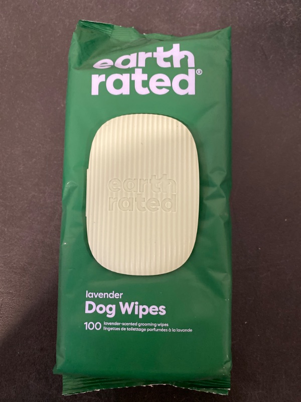 Photo 7 of Earth Rated Dog Wipes, New Look, Thick Plant Based Grooming Wipes For Easy Use on Paws, Body and Bum, Lavender Scented, 100 Count
