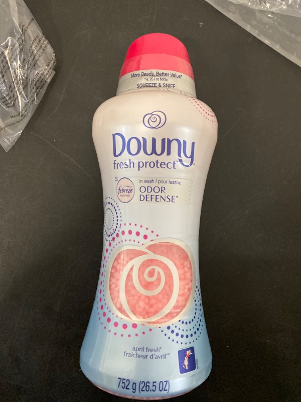 Photo 2 of Downy Fresh Protect April Fresh Scent Beads 752 g (26.5 OZ)
