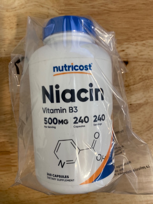 Photo 2 of Nutricost Niacin (Vitamin B3) 500mg, 240 Capsules - with Flushing, Non-GMO, Gluten Free