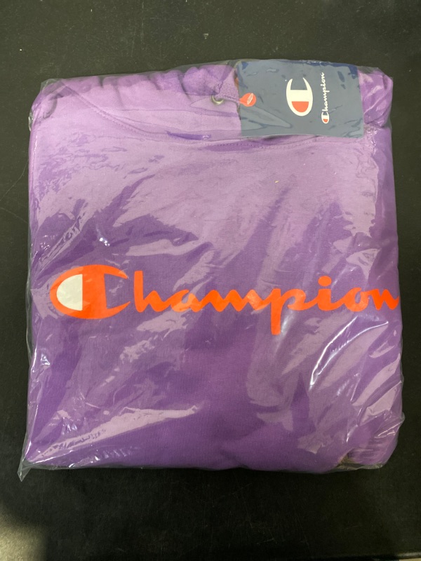 Photo 2 of Champion Women's Powerblend Relaxed Crew size Large