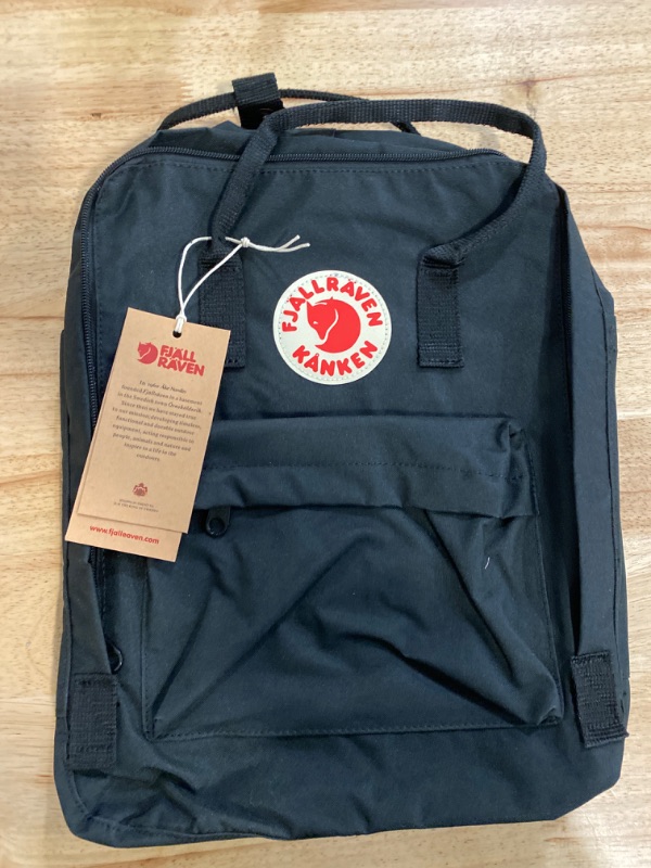 Photo 2 of Fjallraven Kanken