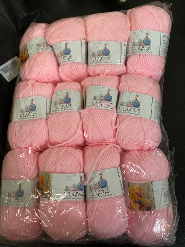 Photo 1 of 12 PACK YUYOYE 100% Micro Polyester Soft Velvet Yarn Blanket Yarn for Crochet and Knitting, Chenille Yarn -02Pink-12 pack NEW