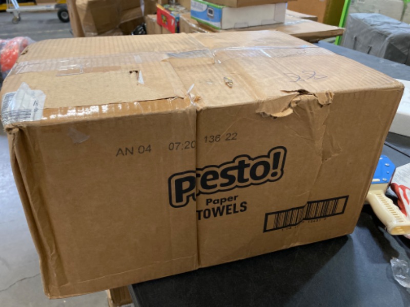 Photo 1 of Amazon Brand - Presto! Flex-a-Size Paper Towels, 158 Sheet Huge Roll, 6 Count (Pack of 1), 6 Huge Rolls = 19 Regular Rolls