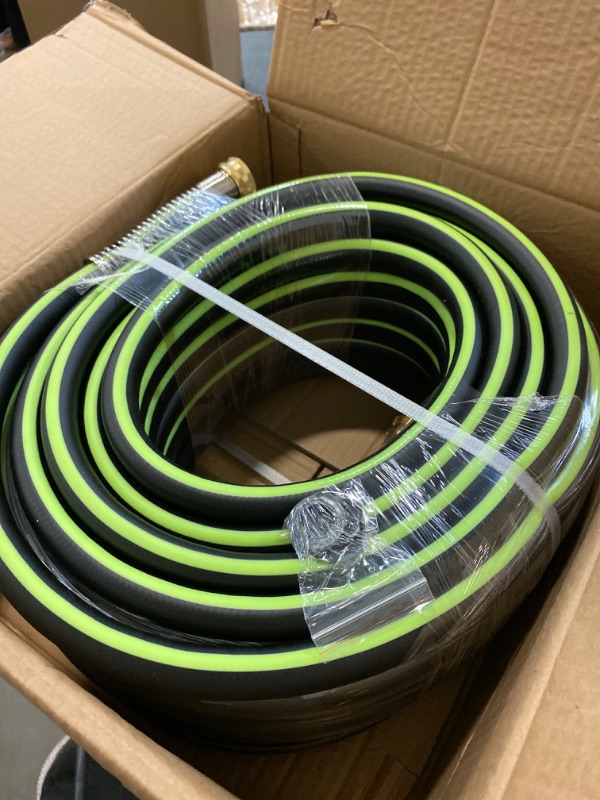 Photo 2 of EADUTY Hybrid Garden Hose 5/8 IN. x 100 FT, Heavy Duty, Lightweight, Flexible with Swivel Grip Handle and Solid Brass Fittings NEW
