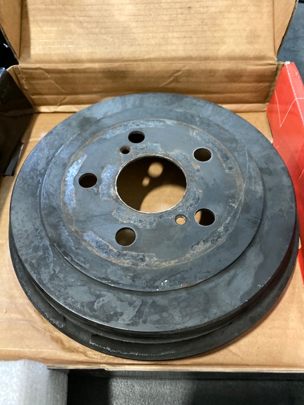 Photo 4 of TOYOTA (UNKNOWN MODEL AND YEAR) BRAKE PADS AND ROTOR SET 
