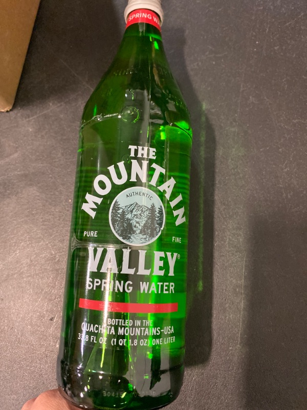 Photo 2 of 10 pack The Mountain Valley Spring Water Glass, 33.8 Fl Oz (Pack of 10)
