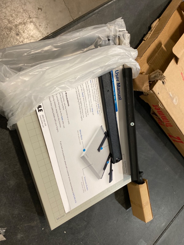 Photo 2 of Dahle 12e Vantage Paper Trimmer, 12" Cut Length, 15 Sheet, Automatic Clamp, Adjustable Guide, Metal Base with 1/2" Gridlines, Guillotine Paper Cutter Cut Length: 12"