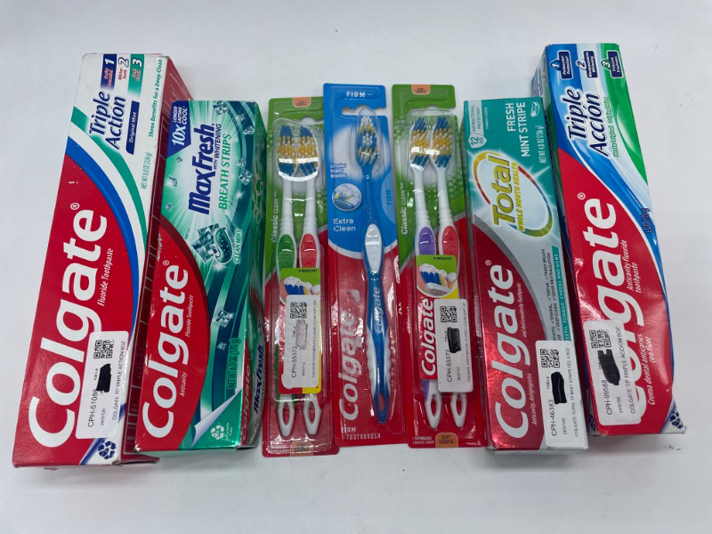 Photo 1 of 4 Tooth Paste 6 Toothbrushes Bundle New