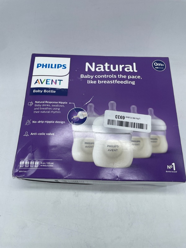 Photo 2 of Philips Avent Natural Response Baby Bottles 4oz 4x 125 ML