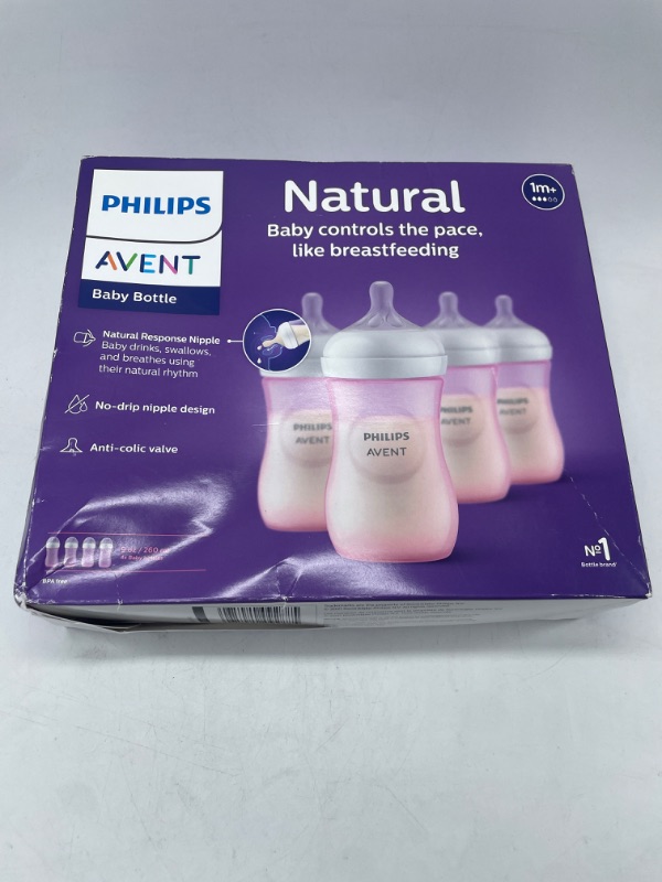 Photo 2 of Philips Avent Natural Response Baby Bottle 4x9 OZ Bottles