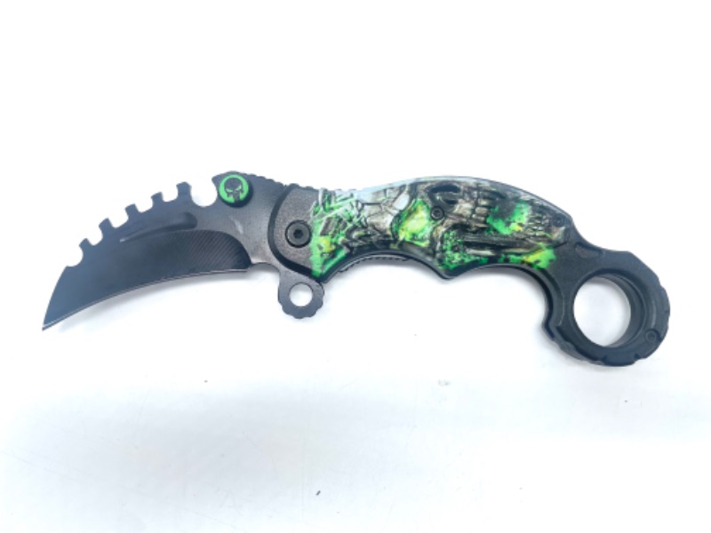 Photo 3 of Green Skull Karambit Reverse Sawblade Spring Assist Folding Pocket Knife
