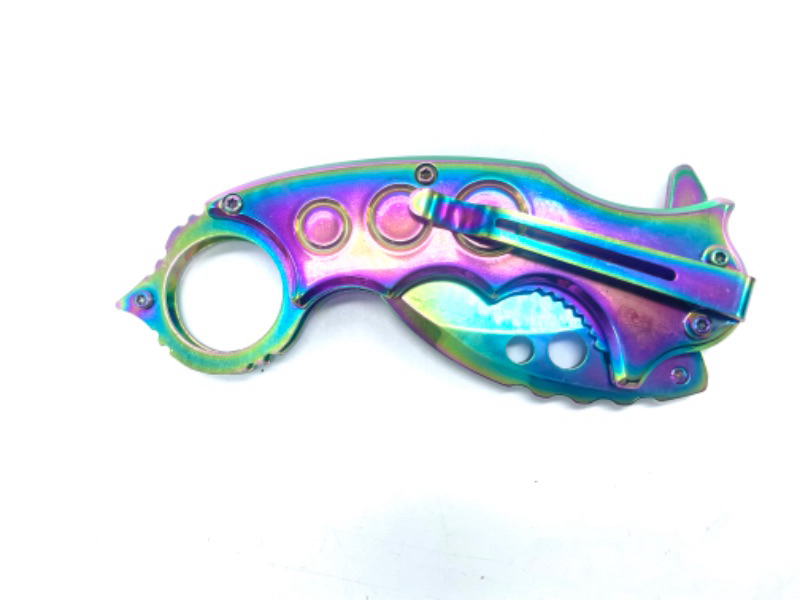 Photo 3 of Oil Slick MULTI-COLORED KARAMBIT SPRING ASSISTED TACTICAL KNIFE