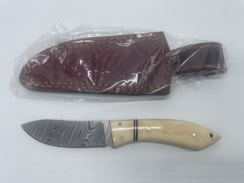 Photo 2 of SZCO Supplies Damascus Hunter Hunting Knife