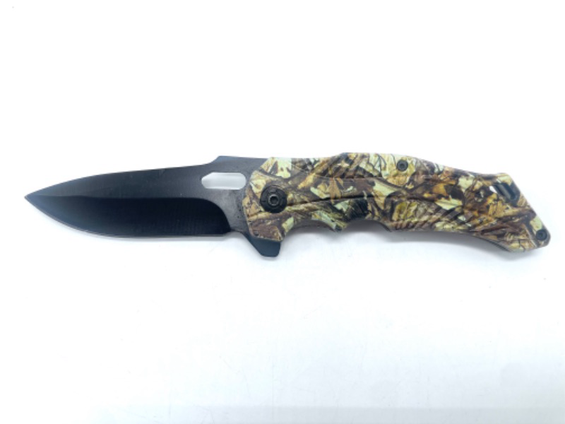 Photo 2 of Camo Leaf Folding Pocket Knife New