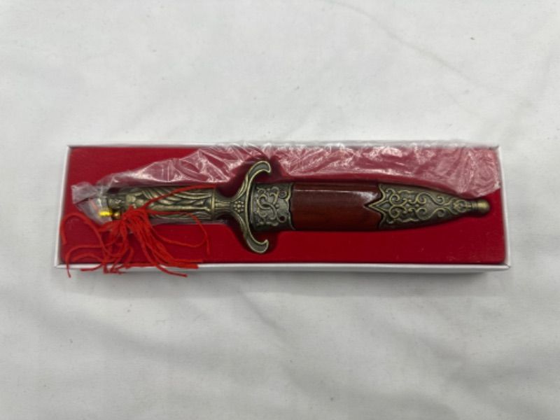 Photo 2 of 7.75' Stainless Mongolian Mini Bodyguard Dagger Knife W/ Boot Clip Scabbard
