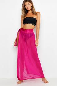 Photo 1 of Pink With Slit In Skirt Size Large 