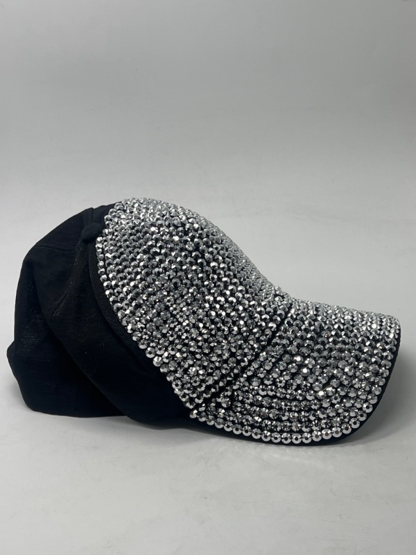 Photo 2 of Unisex Rhinestone Mesh Trucker Hat Sequin Baseball Cap Hip-hop Snapback Hat for Women Men Bling Diamond Visor Sun Hat
