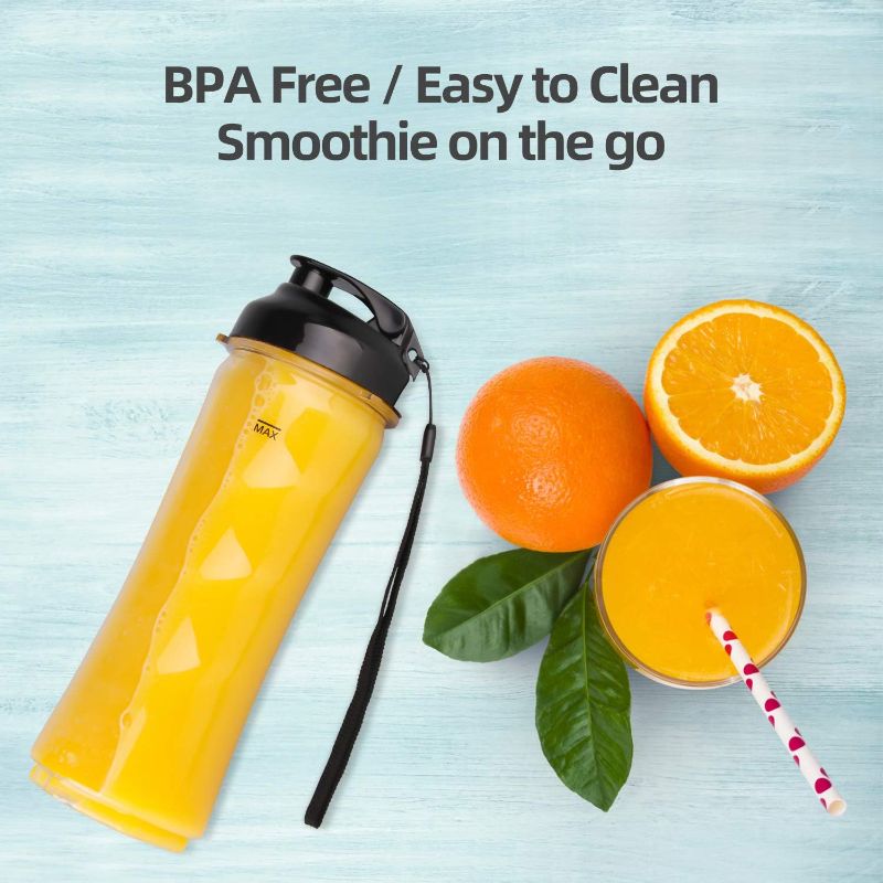 Photo 2 of La Reveuse Smoothies Blender Personal Size 300 Watts with 18 oz BPA-Free Portable Travel Sports Bottle, Silver
