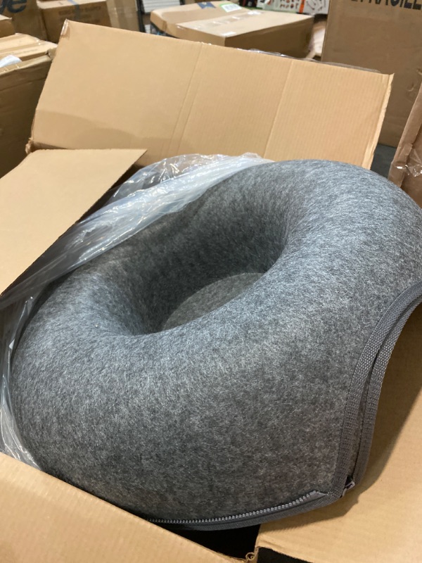 Photo 2 of Bininl Peekaboo Cat Cave,Cat Tunnel Bed for Indoor Cats,Cat Donut Tunnel for Pet Cat House,Detachable Round Cat Felt & Washable Interior Cat Play Tunnel(24 Inch, Dark Grey) 24in Dark Grey