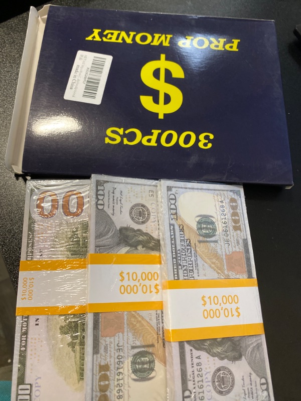 Photo 2 of 300 PPCS $100 bills 