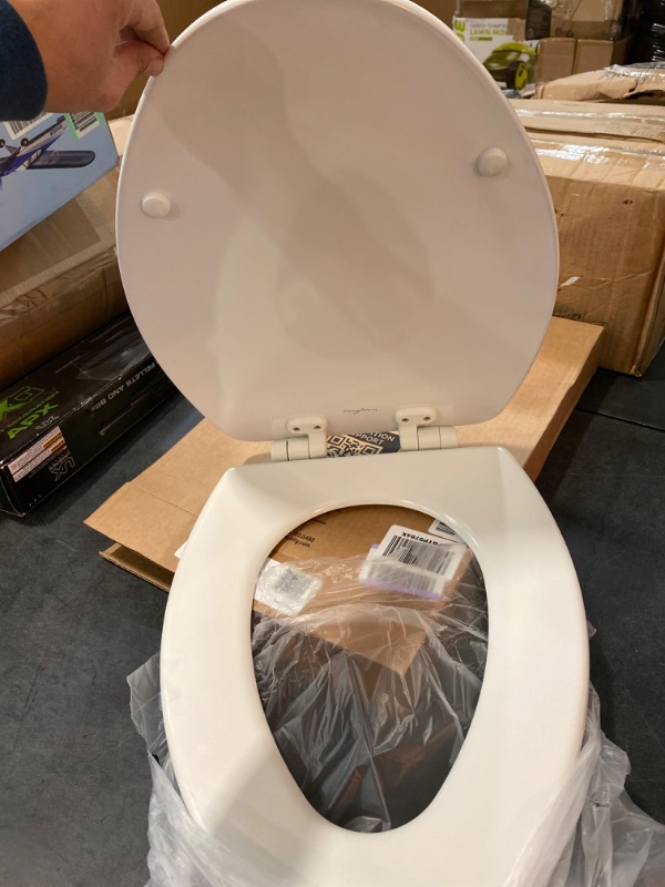 Photo 2 of MAYFAIR 1887SLOW 000 Affinity Slow Close Removable Toilet Seat that will Never Loosen, Providing the Perfect Fit, ELONGATED, Long Lasting Solid Plastic, White White Elongated Seat