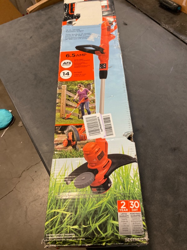 Photo 3 of BLACK+DECKER String Trimmer 