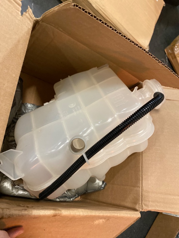 Photo 2 of Coolant Reservoir 2019 GMC Sierra 