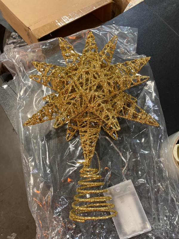 Photo 2 of Garneck 1Pc Wrought Iron Star Ornament Metal Xmas Tree Topper Ornaments Xmas Tree Pendant Glitter Star Tree Topper Xmas Tree Star Christmas Star Topper Nativity Decor Crafts Christmas Tree
