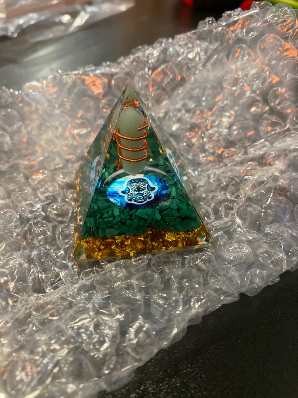 Photo 1 of Orgone Pyramid, Small Healing Crystal Pyramid Porstive Energy Generator, Orgonite Pyramid for Resist Stress, Bring Good Luck and Wealth Multi-colored- Green Aventurine