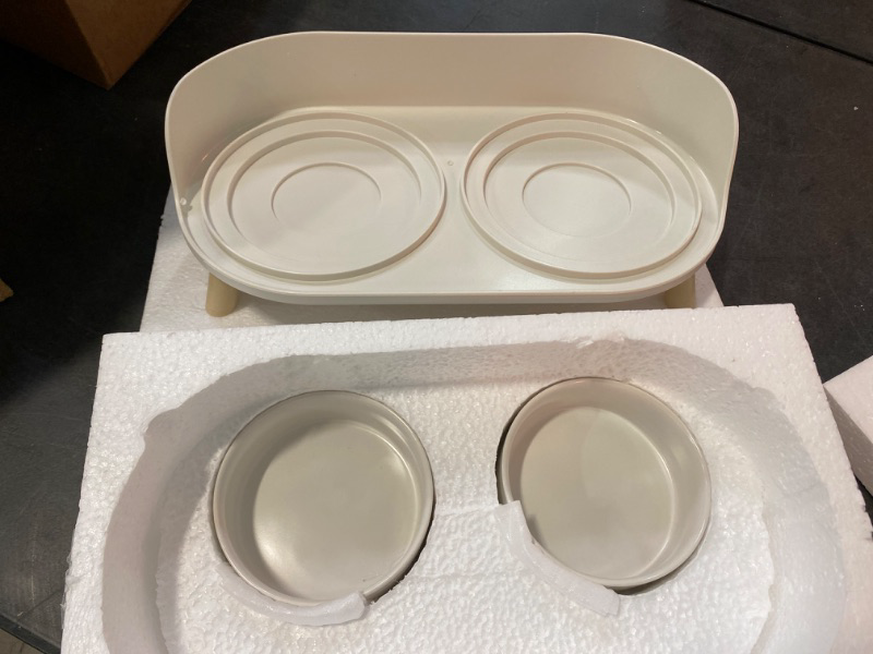 Photo 1 of Cat Food Water Bowl Set - Raised Cat Bowls with Non Slip Stand - Elevated Puppy Bowls for Small Dogs - Double Ceramic Cat Feeding Bowls with Splash Proof Guard - Tall Cat Dishes - 2 x 480 ML - 16.2 OZ Puppy/Small Dogs & Cat Bowls White NEW