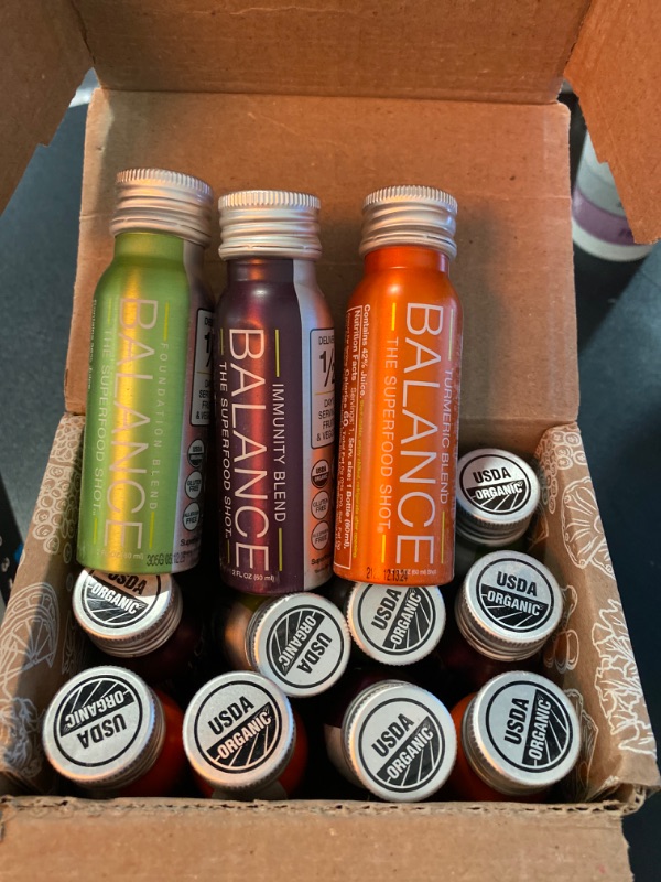 Photo 2 of Daily Superfood Variety Pack - Green Smoothie, Immunity Blend & Ginger Turmeric Shot - 1/2 Day Organic Fruits, Root Vegetables, Kale, Acai & Elderberry Too Vegan & Gluten Free (12 Pack)
