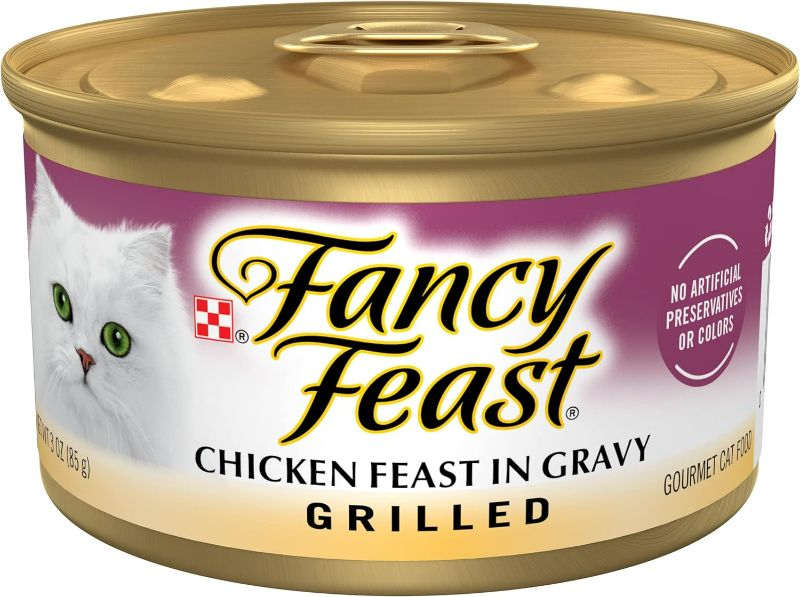 Photo 1 of Purina Fancy Feast Grilled Wet Cat Food Chicken Feast in Wet Cat Food Gravy - 3 oz. Can (24 CT)
