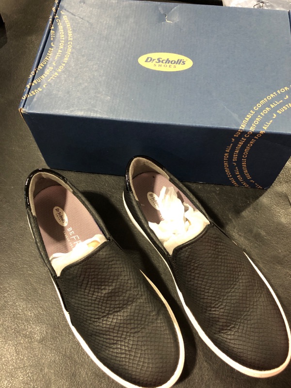 Photo 2 of (7) Dr. Scholl's Shoes Women's Nova Slip on Fashion Sneaker 7 Black Sunset Snake