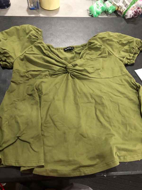 Photo 1 of 4XL GREEN TOP