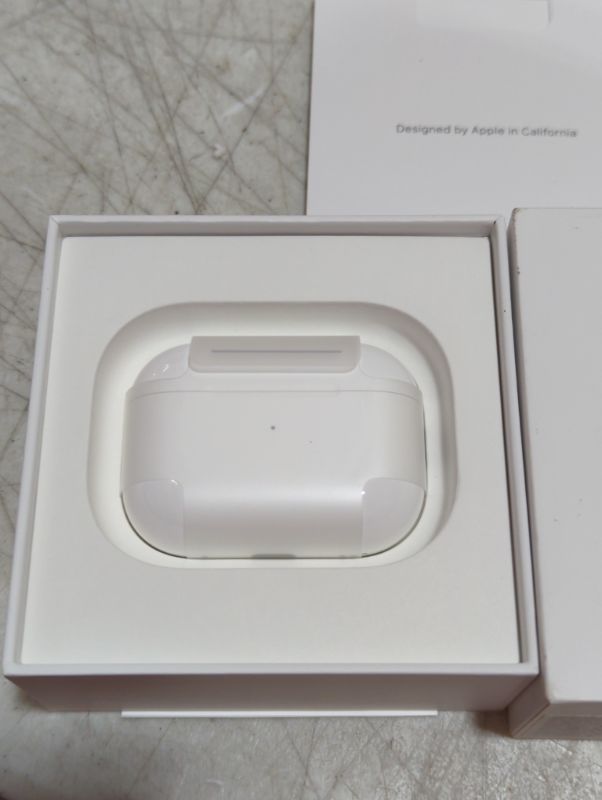 Photo 6 of "FACTORY SEALED"
AirPods Pro (2nd generation)