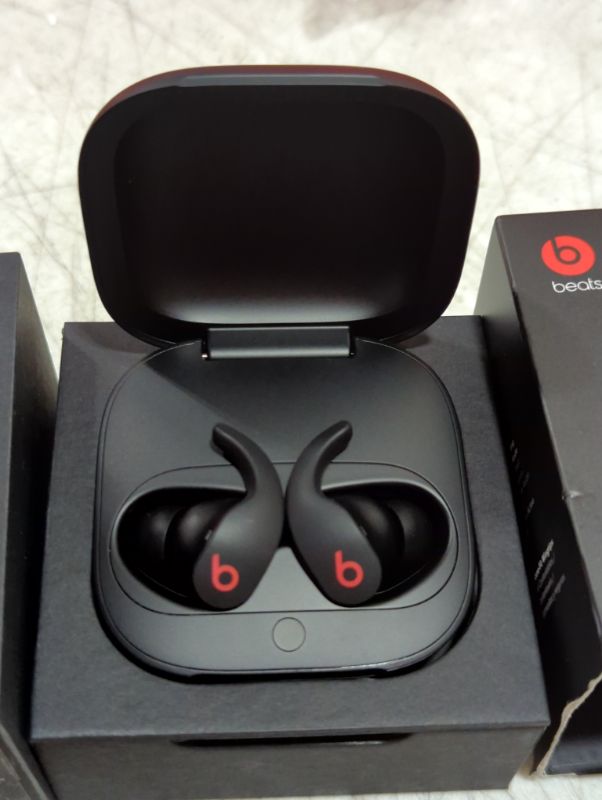 Photo 4 of "FACTORY SEALED"
Beats Fit Pro - True Wireless Noise Cancelling Earbuds - Apple H1 Headphone Chip, Compatible with Apple & Android, Class 1 Bluetooth®, Built-in Microphone, 6 Hours of Listening Time – Beats Black Black Fit Pro