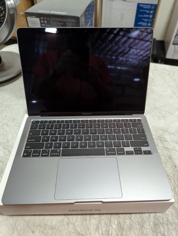 Photo 9 of "FACTORY SEALED"
Apple 2020 MacBook Air Laptop M1 Chip, 13" Retina Display, 8GB RAM, 256GB SSD Storage, Backlit Keyboard, FaceTime HD Camera, Touch ID. Works with iPhone/iPad; Space Gray 256GB Space Gray