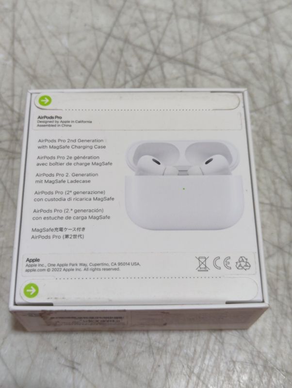 Photo 8 of "FACTORY SEALED" 
AirPods Pro (2nd generation)