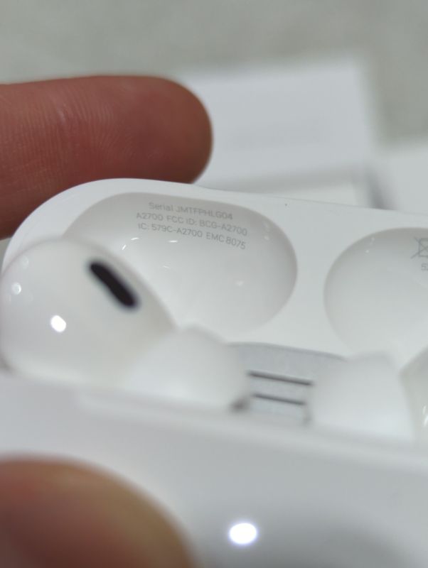 Photo 10 of "FACTORY SEALED"
AirPods Pro (2nd generation)