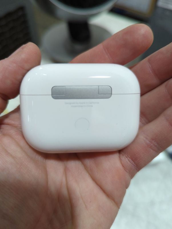 Photo 5 of "FACTORY SEALED"
AirPods Pro (2nd generation)