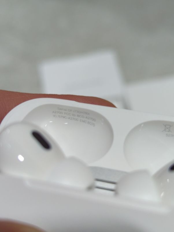 Photo 10 of "FACTORY SEALED"
AirPods Pro (2nd generation)