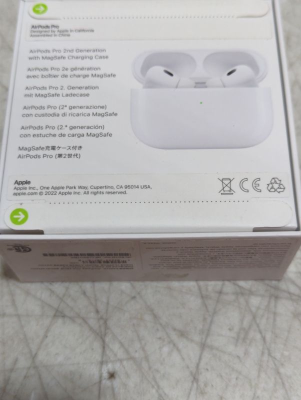 Photo 7 of "FACTORY SEALED"
AirPods Pro (2nd generation)