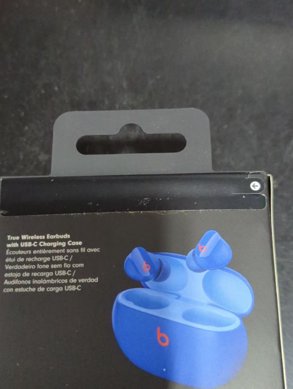 Photo 6 of "FACTORY SEALED"
Beats Studio Buds - True Wireless Noise Cancelling Earbuds - Compatible with Apple & Android, Built-in Microphone, IPX4 Rating, Sweat Resistant Earphones, Class 1 Bluetooth Headphones - Ocean Blue