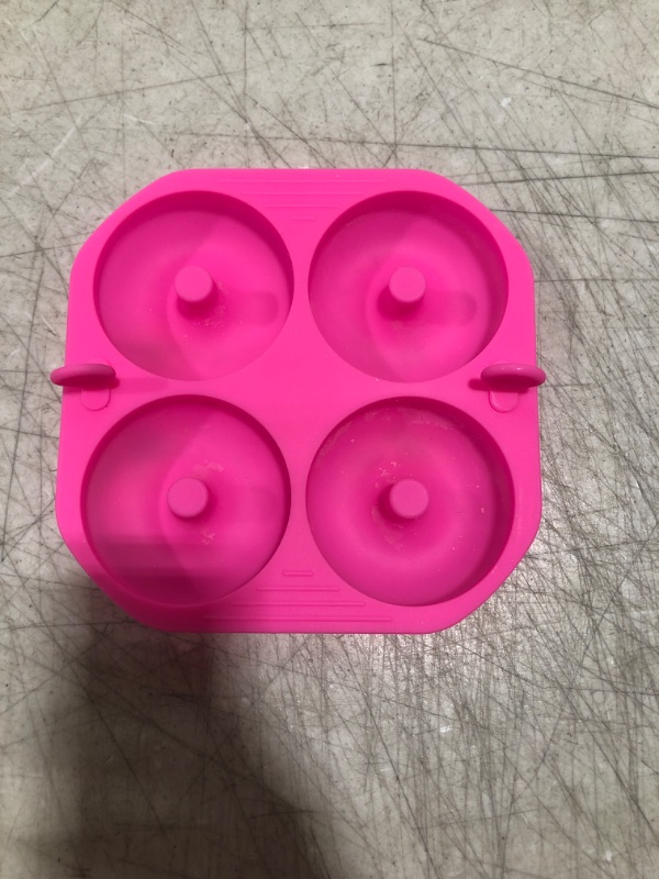 Photo 1 of 4 Inch Big Size Silicone Doughnut Pan