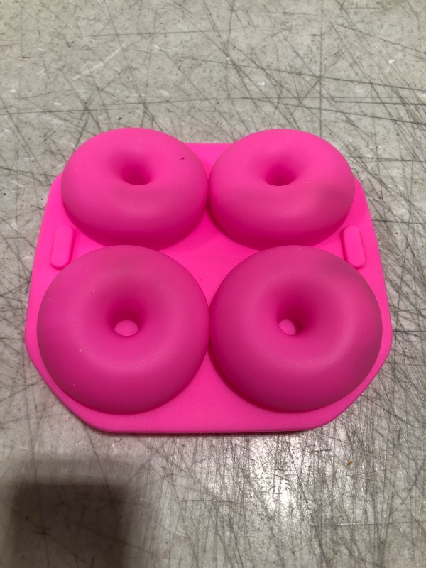 Photo 2 of 4 Inch Big Size Silicone Doughnut Pan