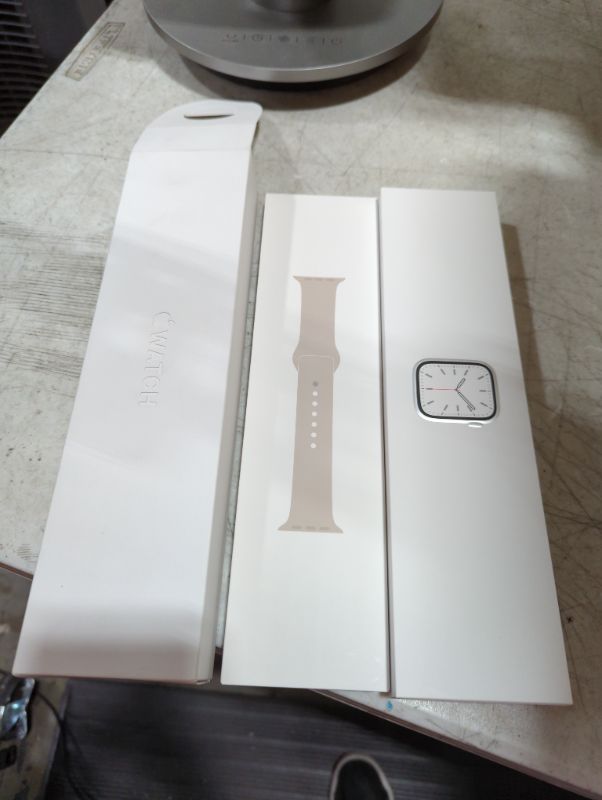 Photo 3 of "NEW FACTORY SEALED" 
Apple Watch Series 7 (GPS + Cellular, 45mm, Blue Aluminum, Abyss Blue Sport Band)79
