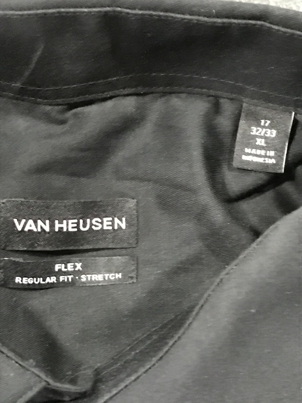 Photo 1 of Black Van Heussen Shirt Size 32/33