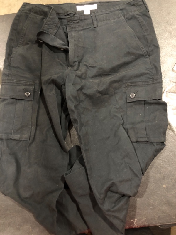 Photo 1 of Amazon Essentials Black Cargo Pants Size 35x30